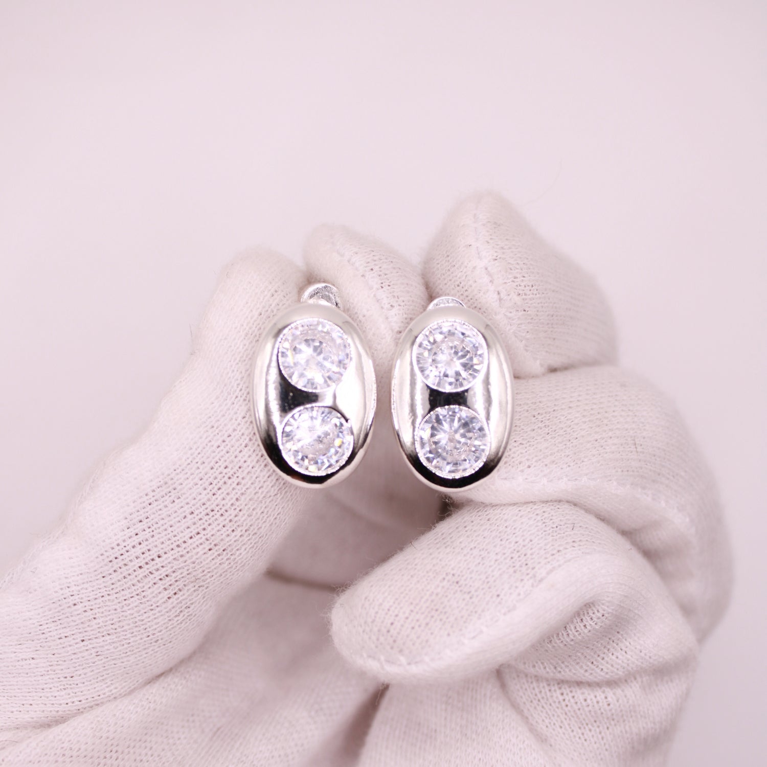 Luno Vertical Two-Stone Bezel Studs