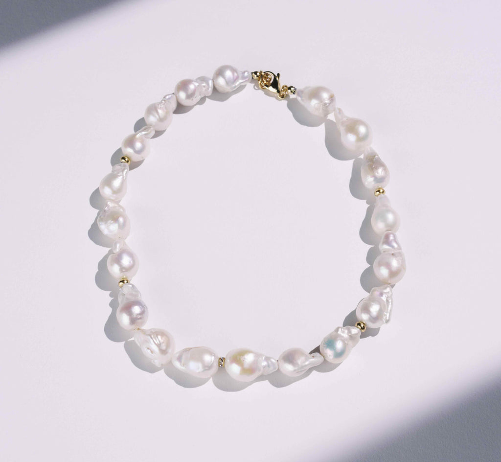 Judith Baroque Pearl Necklace